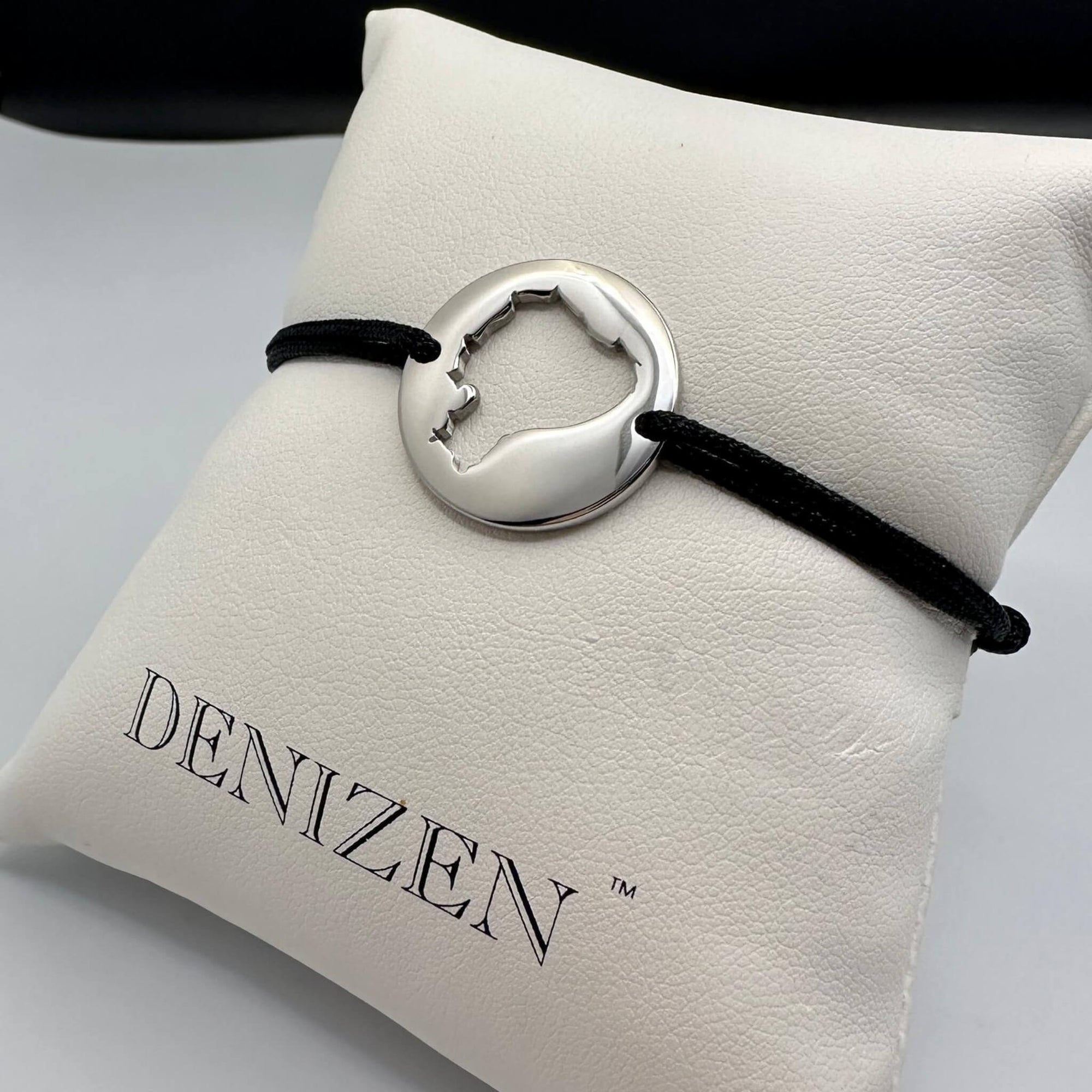 DENIZEN bracelet of Ecuador map silver