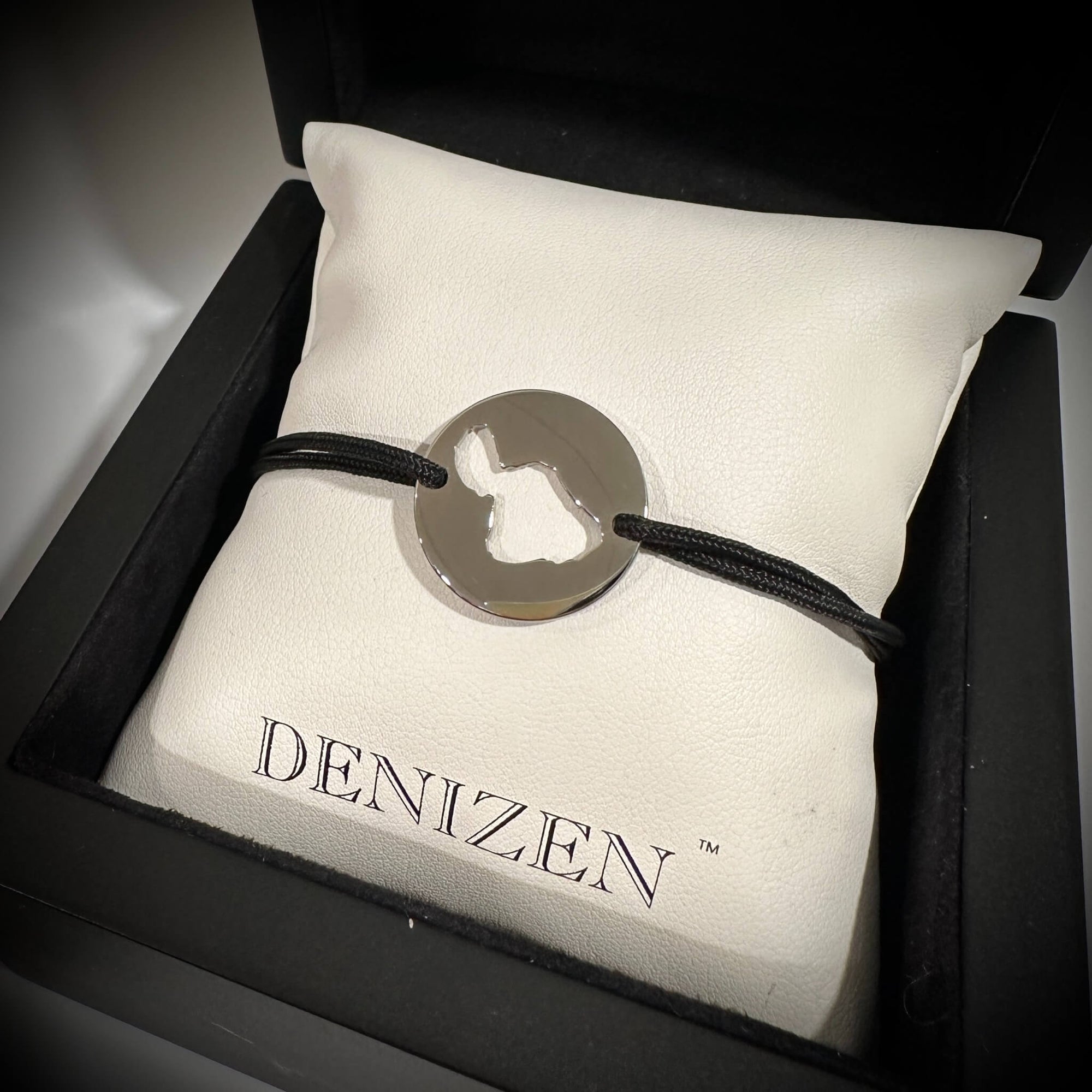 DENIZEN bracelet of Maui Hawai'i silver black