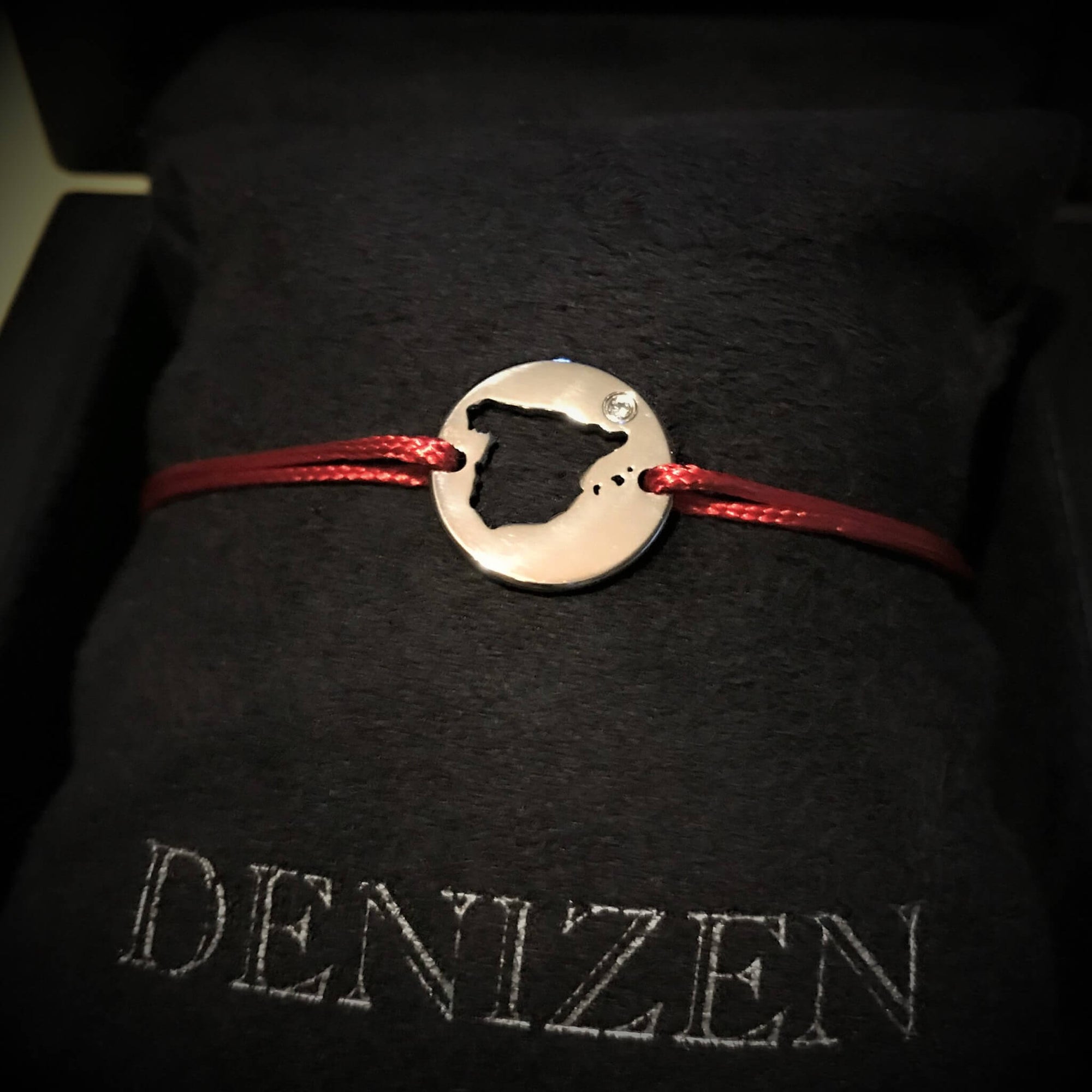 DENIZEN bracelet of Spain map silver red