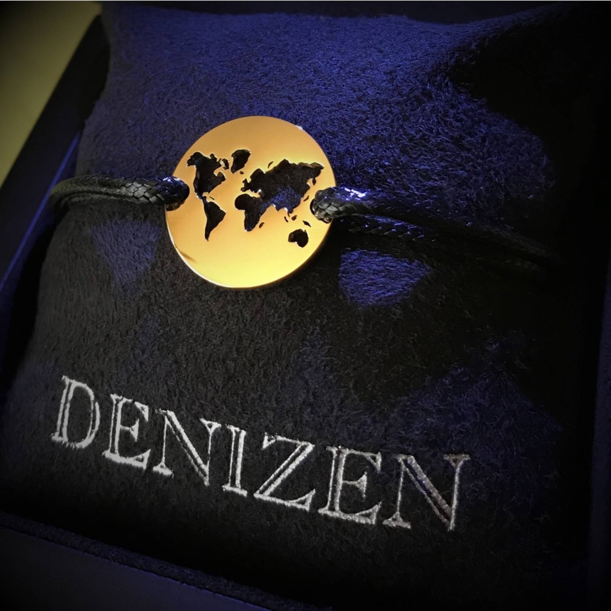 DENIZEN bracelet world map gold black