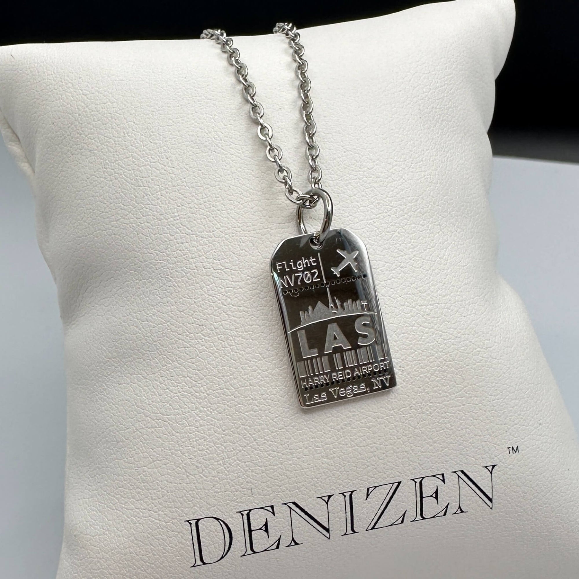 DENIZEN Las Vegas luggage tag charm pendant