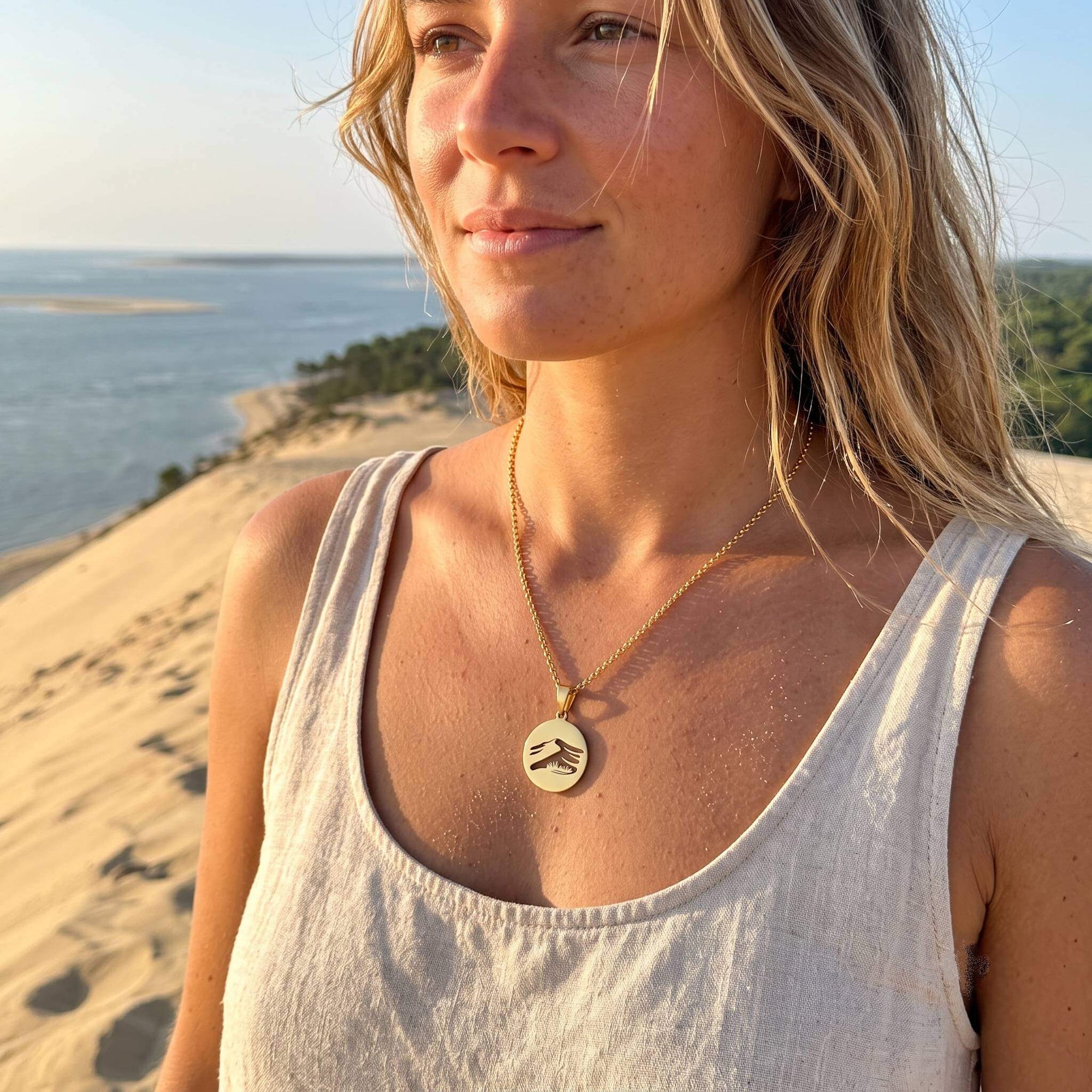 DENIZEN gold necklace of the Dune du Pilat