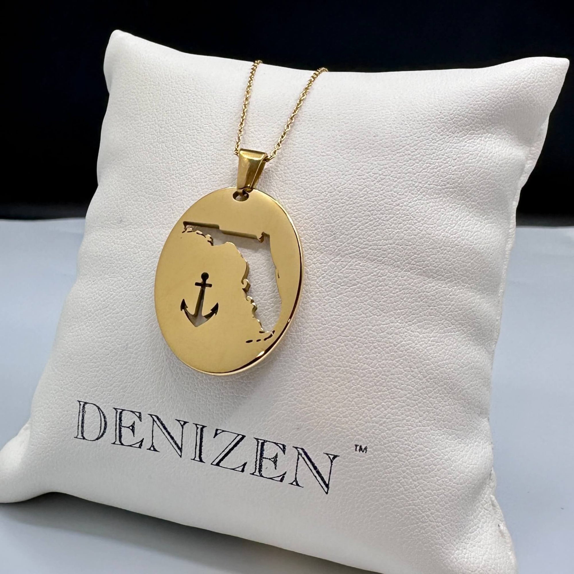 DENIZEN necklace of Florida map and anchor on gold chain