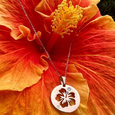 DENIZEN hibiscus necklace rose gold