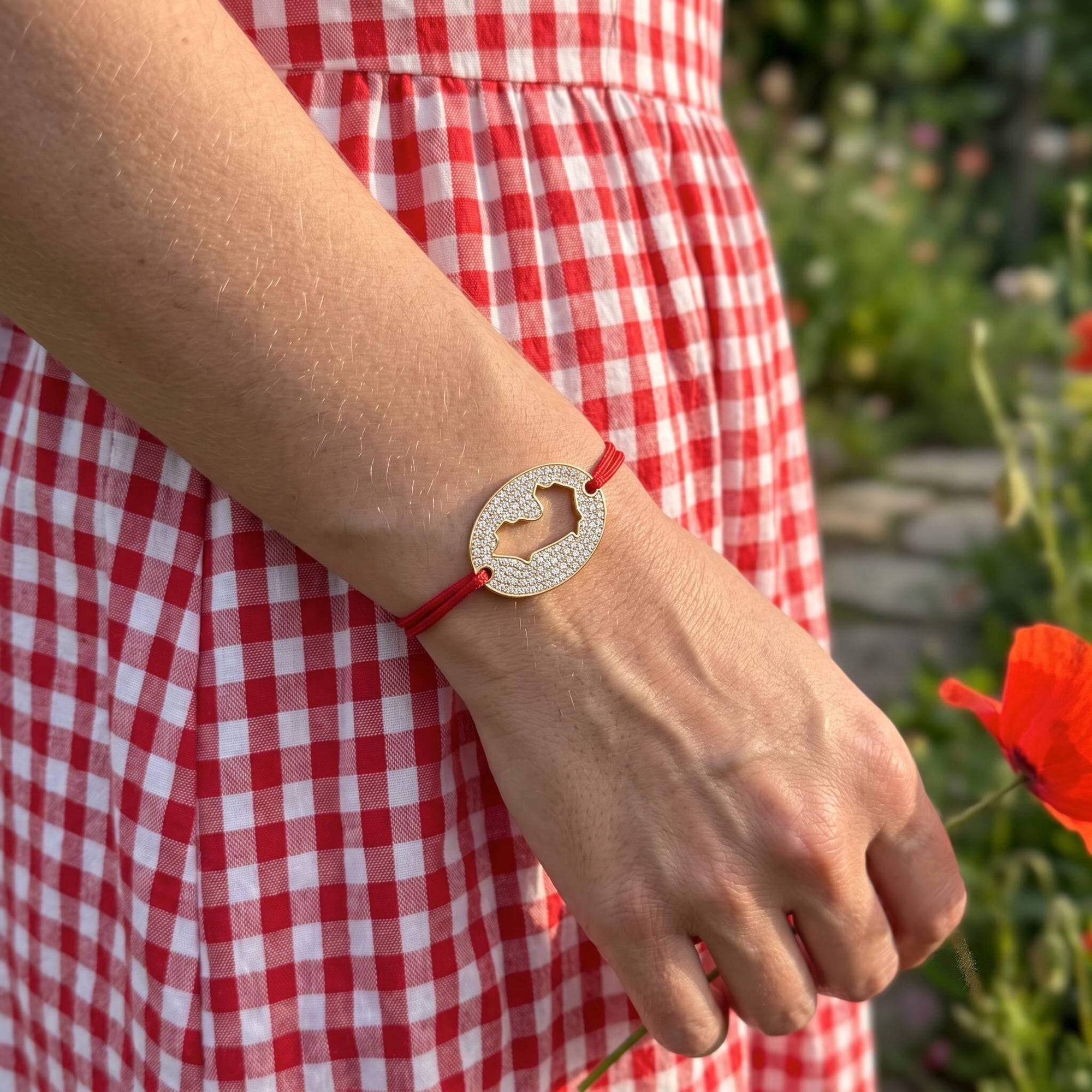 DENIZEN bracelet Saint-Tropez map cutout gold Bliss red