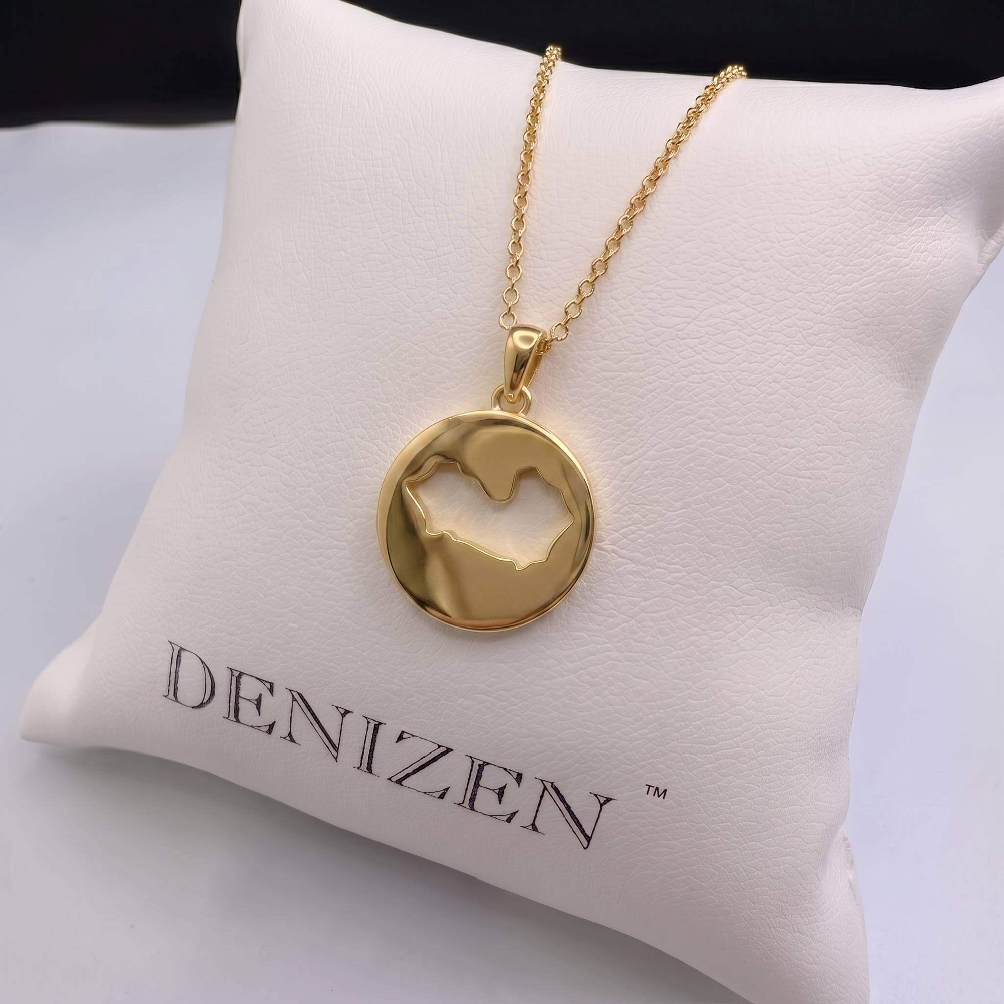 DENIZEN necklace Saint-Tropez map cutout gold